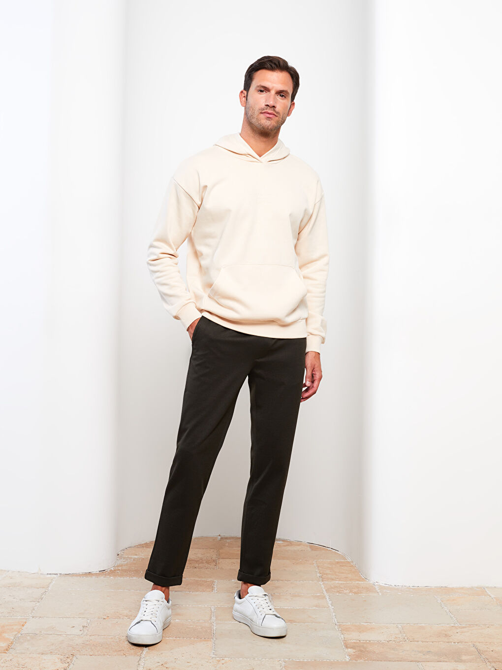 Bej Uzun Kollu Baskılı Erkek Kalın Hoodie-2