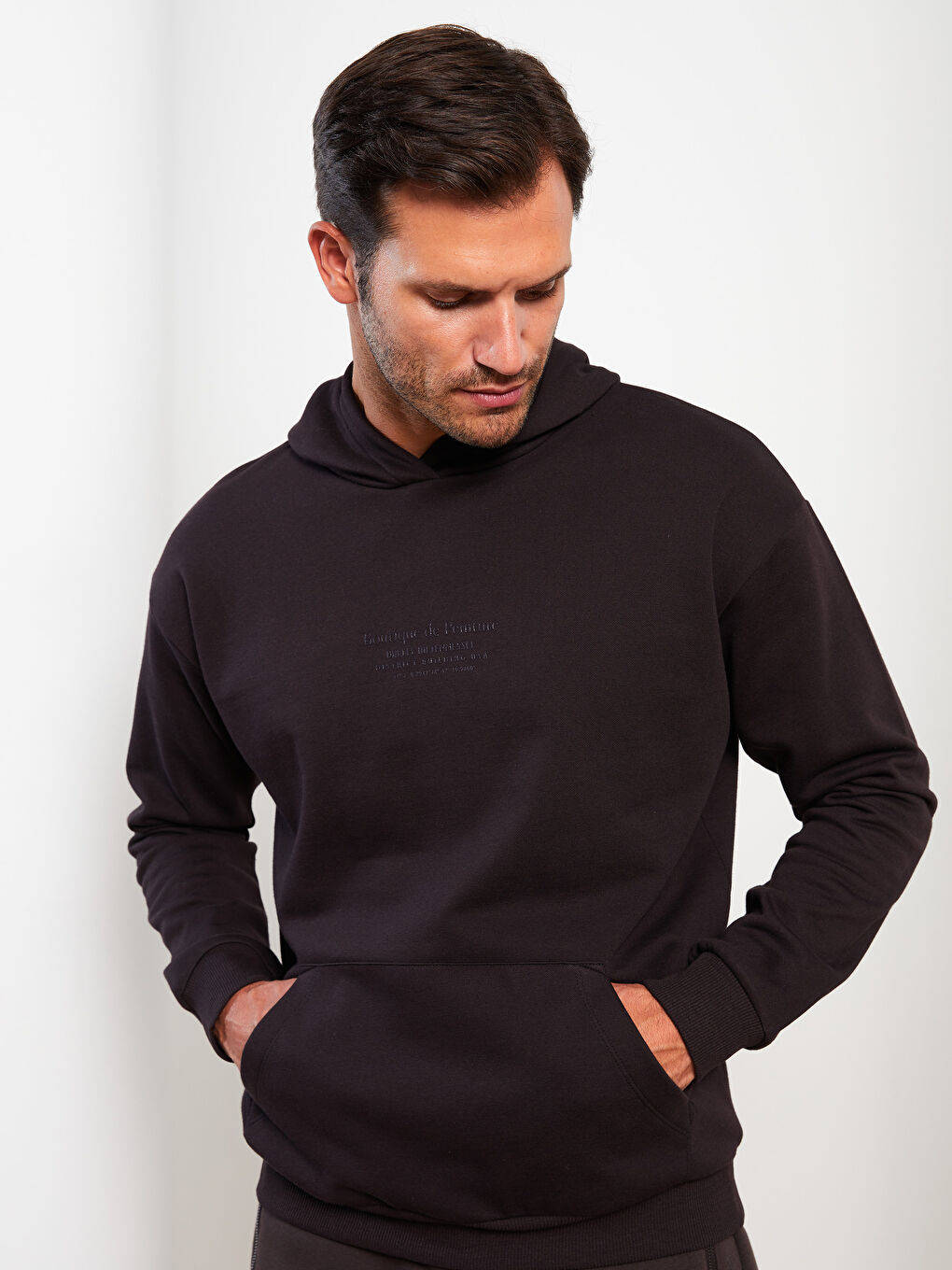 Kahverengi Uzun Kollu Baskılı Erkek Kalın Hoodie-1