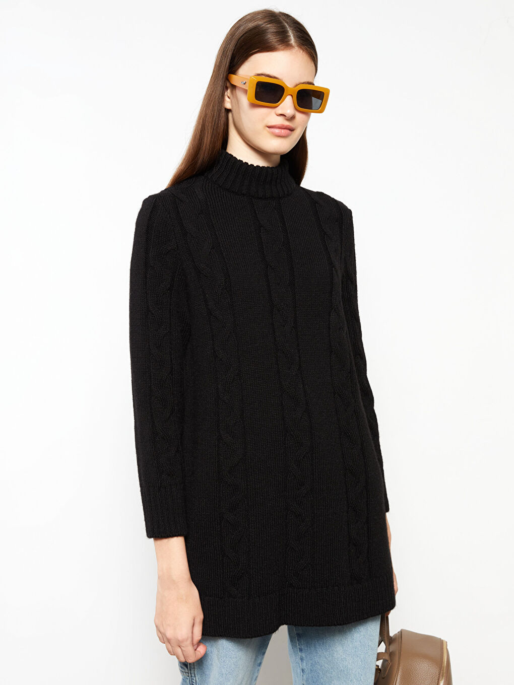 Siyah Yarım Balıkçı Yaka Kendinden Desenli Uzun Kollu Kadın Triko Tunik-2