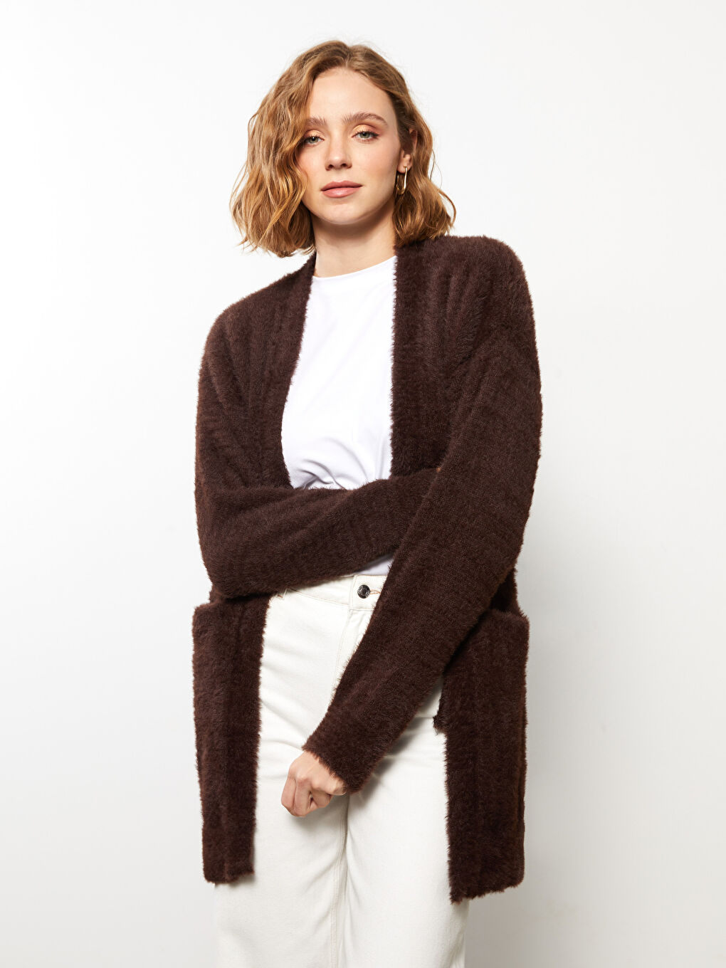 Kahverengi Şal Yaka Düz Uzun Kollu Kadın Hırka