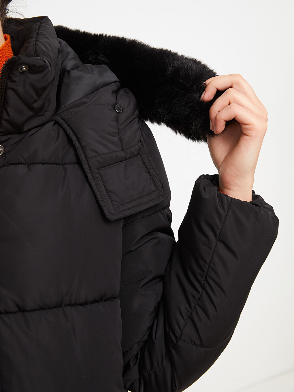 Geaca Matlasată Simplu cu Glugă pentru Femei-4