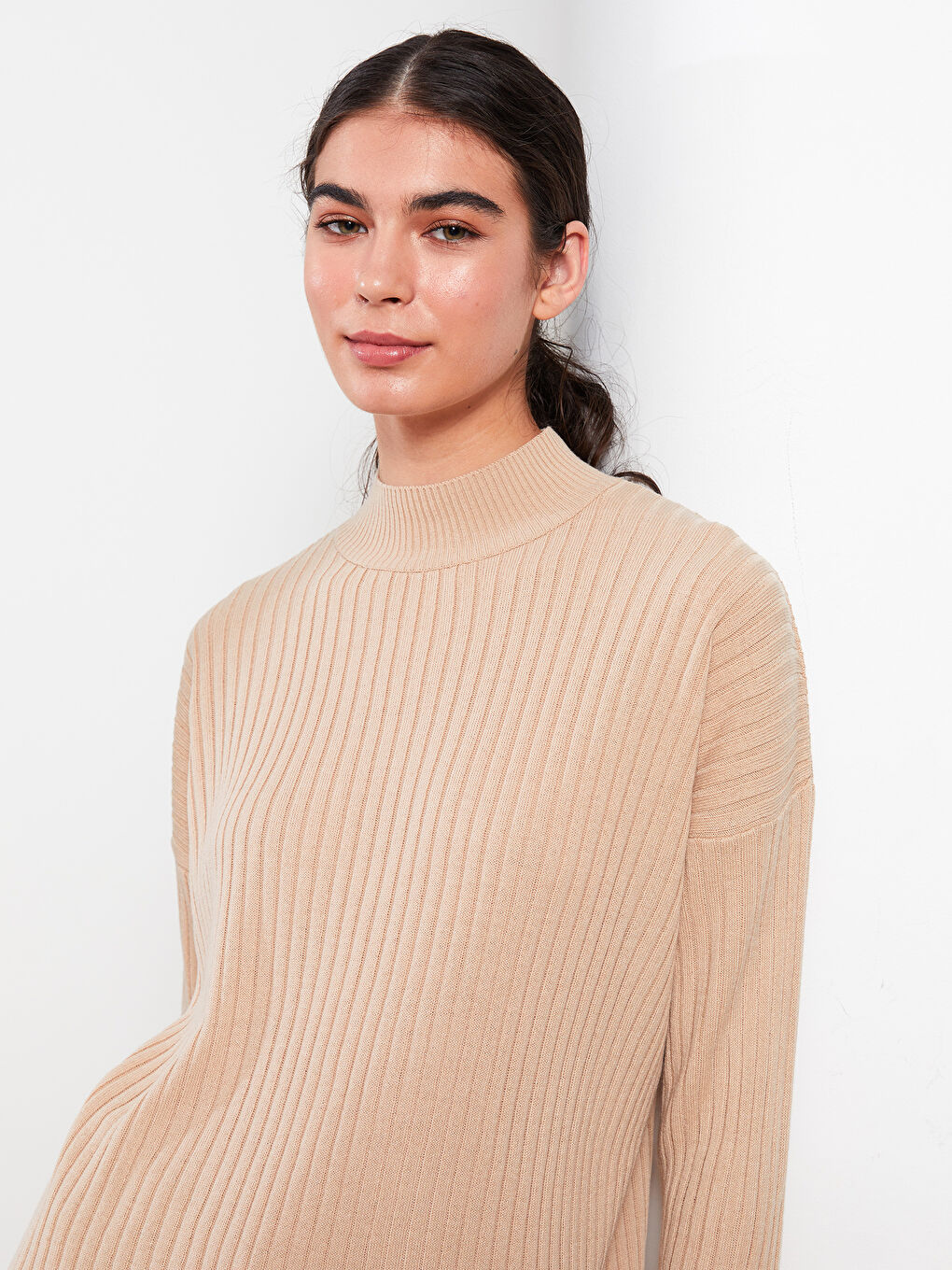 Bej Yarım Balıkçı Yaka Oversize Kadın Triko Tunik-2