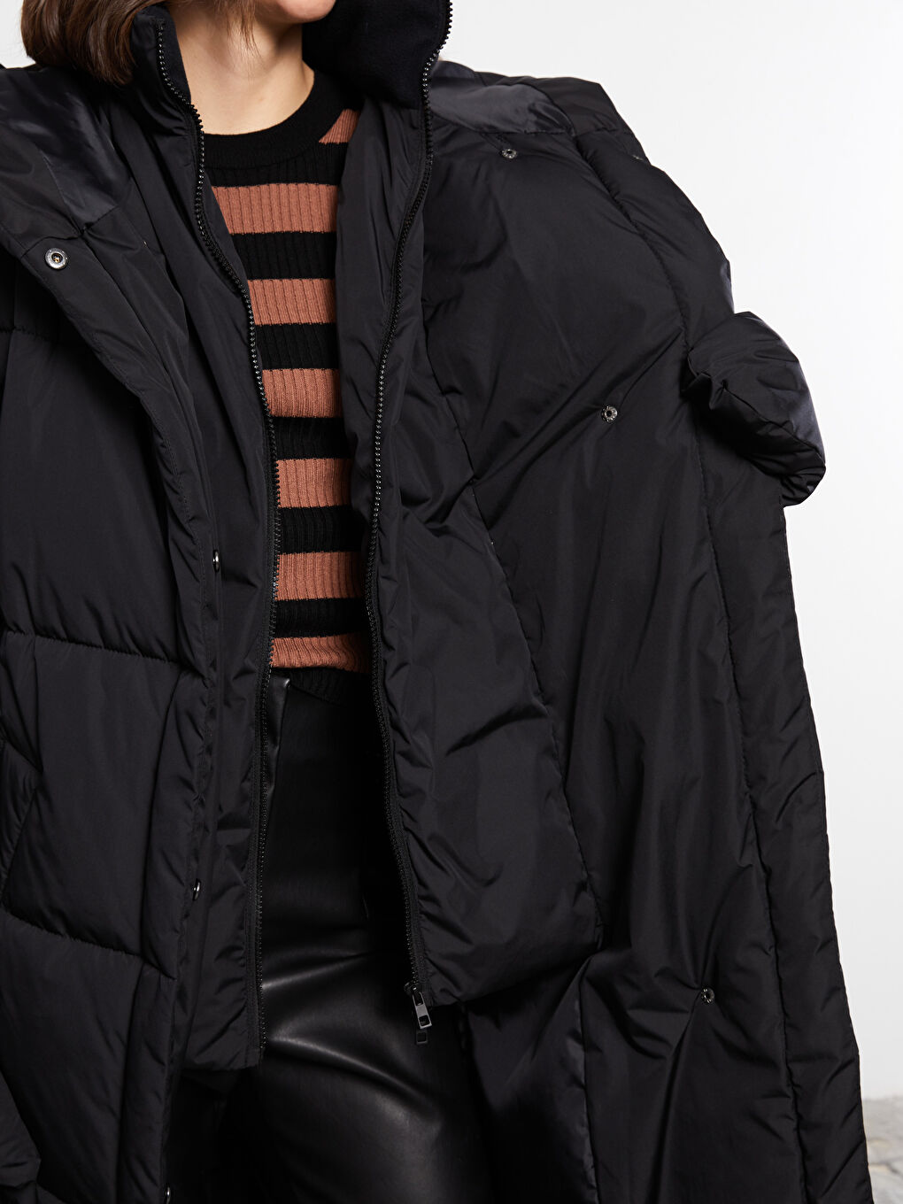 Hooded Plain Long Sleeve Women's Down Jacket and Gloves-4