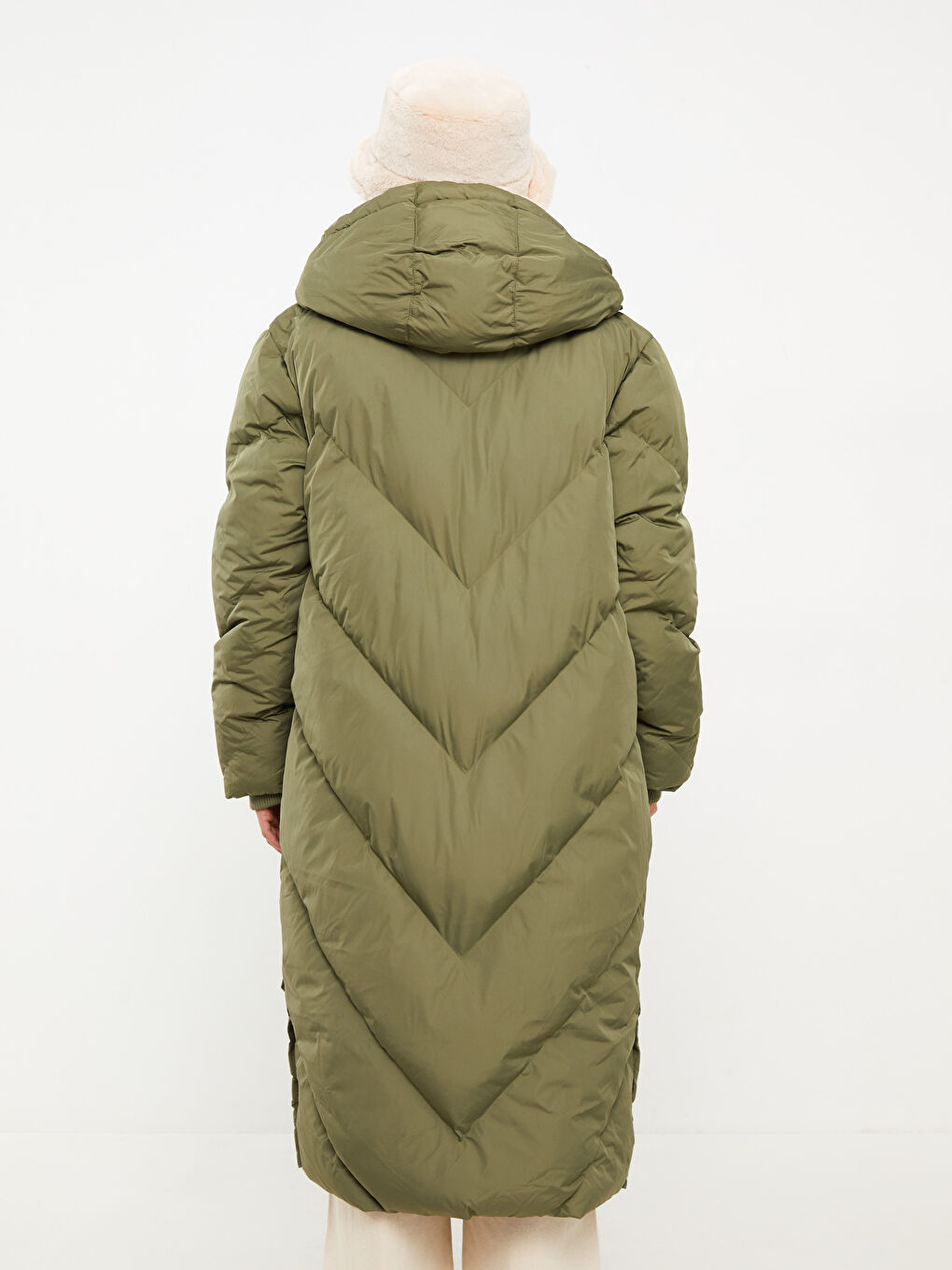 معطف منفوخ نسائي سادة بقبّ-5