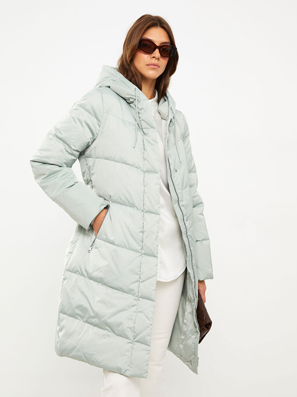 Әйелдерге арналған капюшонды өрнексіз пуховик пальто-2