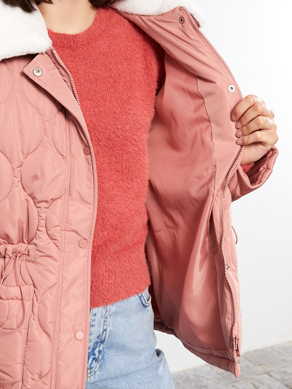 Shirt Collar Self Patterned Pocket Detailed Long Sleeve Women's Down Coat-3
