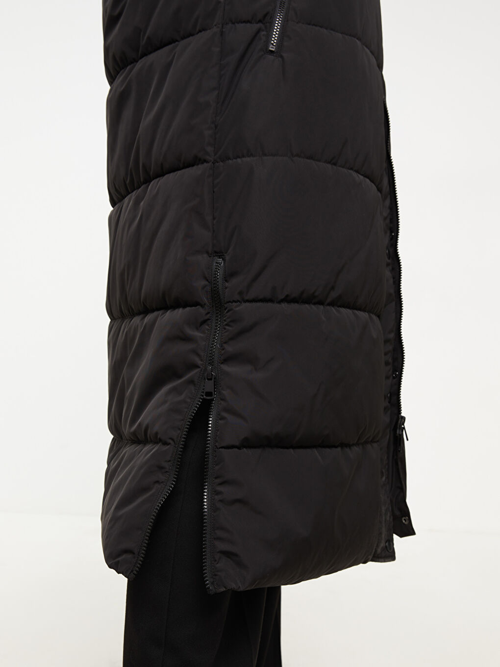 Women's Hooded Plain Puffer Coat-3
