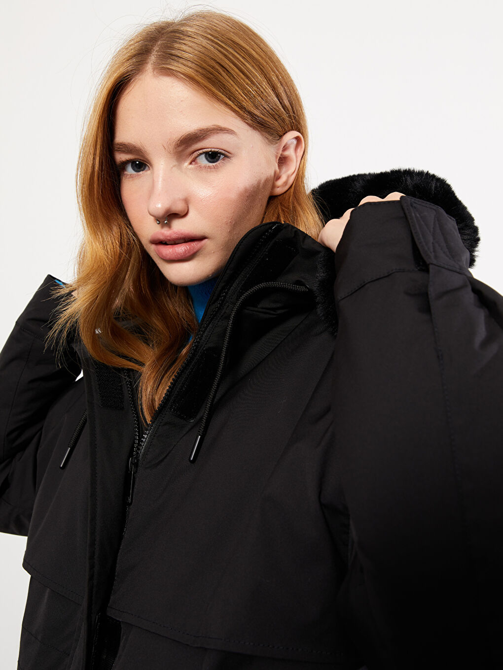 Hooded Neck Regular Long Sleeve Women's Parka-3