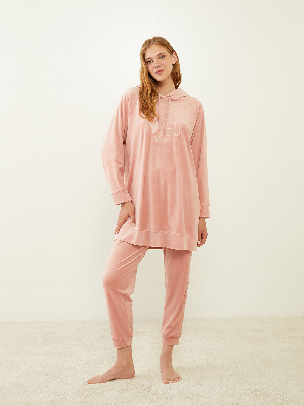 LCW DREAM Pembe Kapüşonlu Nakışlı Uzun Kollu Kadın Pijama Üst - 1