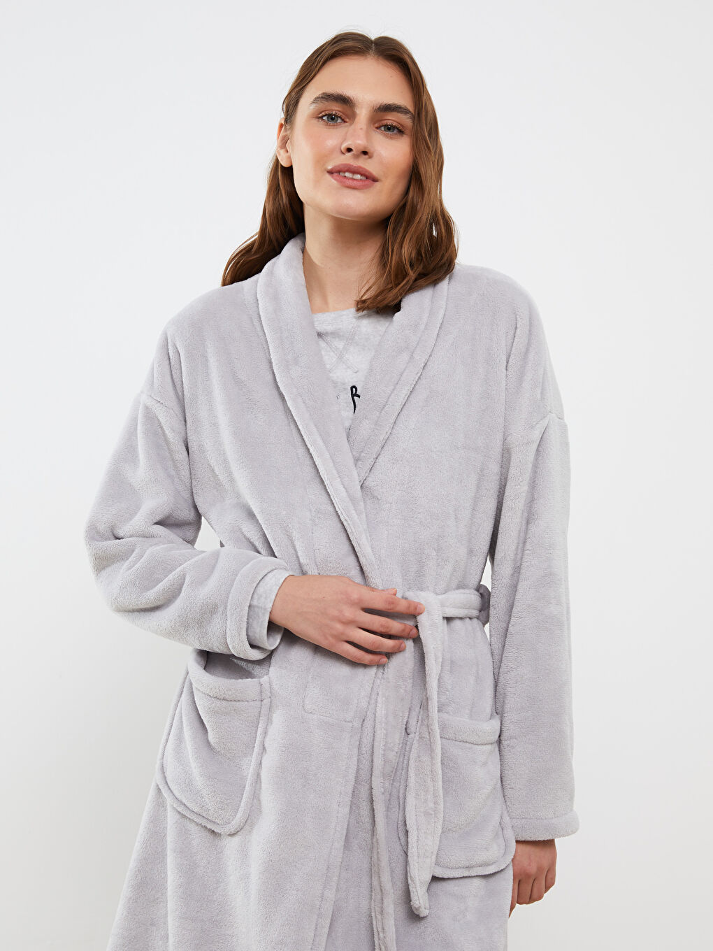 Двубортный воротник прямой с длинным рукавом плюшевый женский халат-1