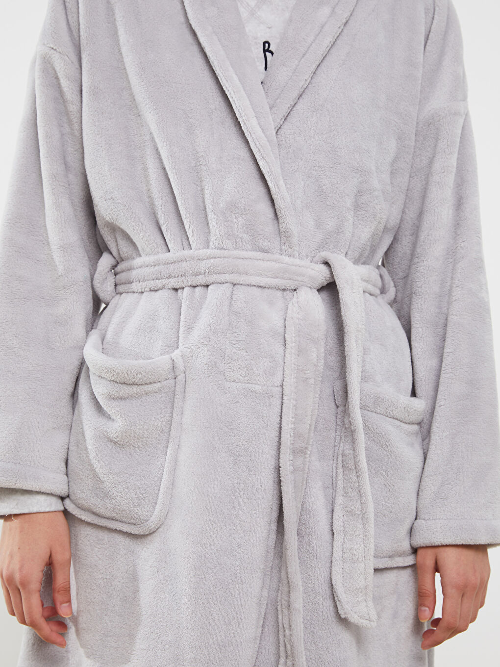 Двубортный воротник прямой с длинным рукавом плюшевый женский халат-3