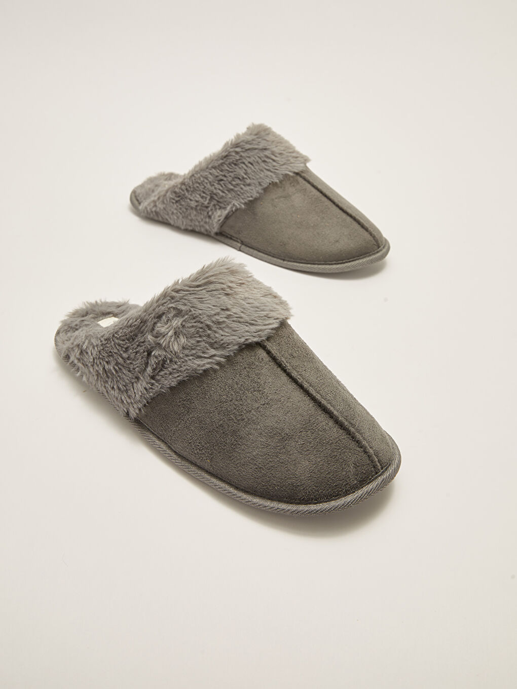 Closed Front Plush Women's House Slippers-2