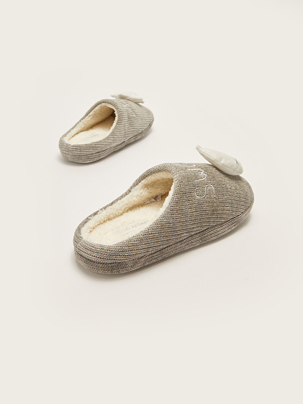 әйелдерге арналған 3d аппликациялы үйге арналған тәпішкелер-4