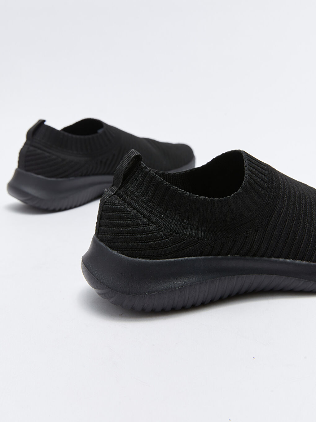 Thick Sole Socks Model Women Active Sports Shoes-4