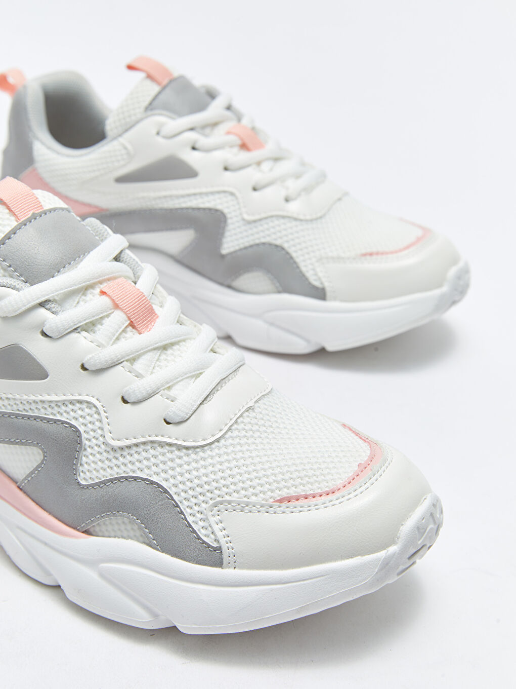Color Block Lace-Up Women's Active Sneakers -W21755Z8-M0T
