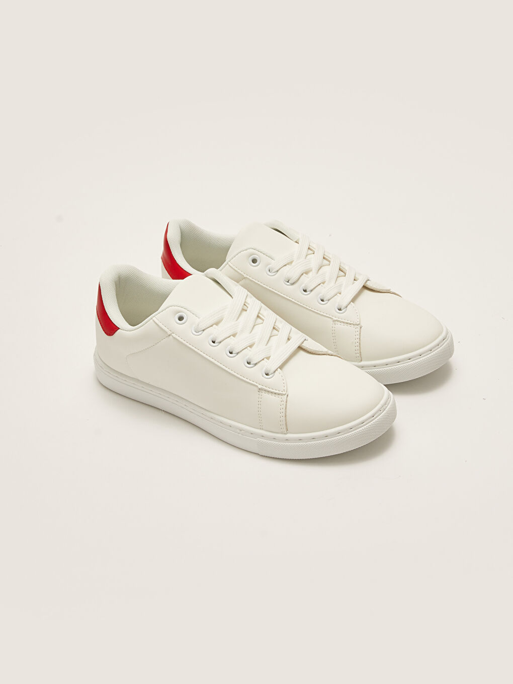 Кроссовки мужские из искусственной кожи на шнурках