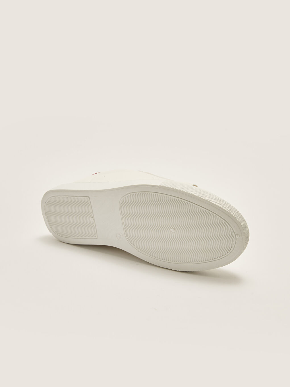 Кроссовки мужские из искусственной кожи на шнурках-3