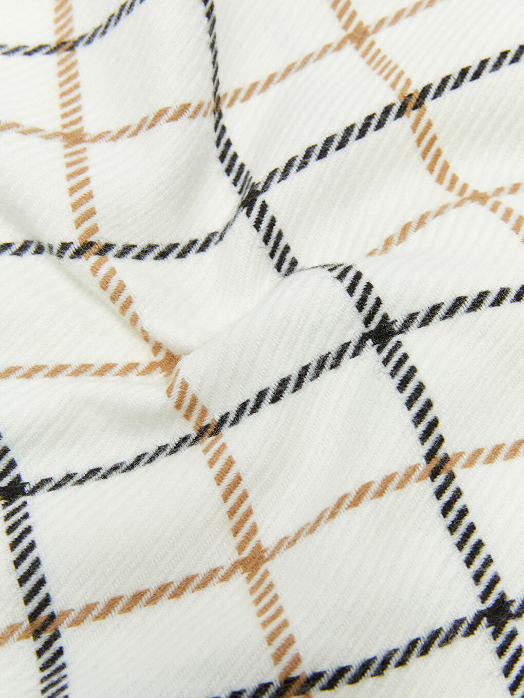 Ekru Saçaklı Ekose Desenli Kadın Atkı-4