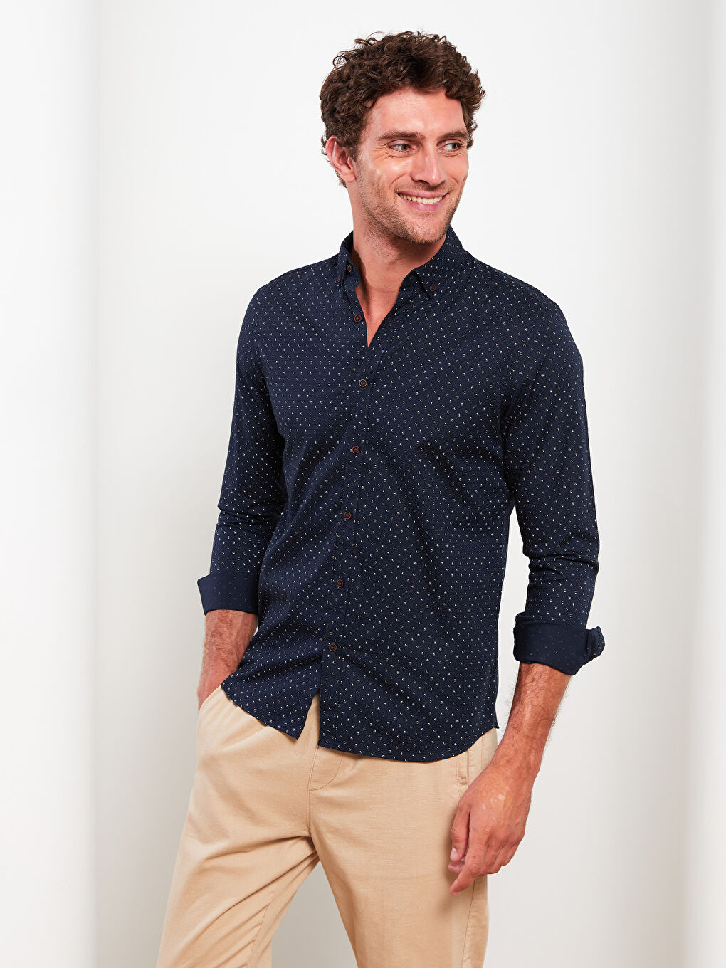 ерлерге арналған тар пішім ұзын жең өрнекті жейде-1