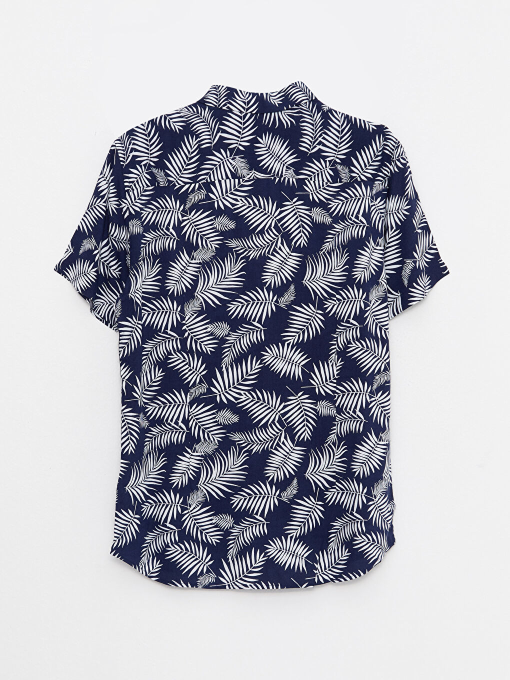 LCW Vision Slim Fit Kısa Kollu Desenli Viskon Erkek Gömlek -W21895Z8-MTY