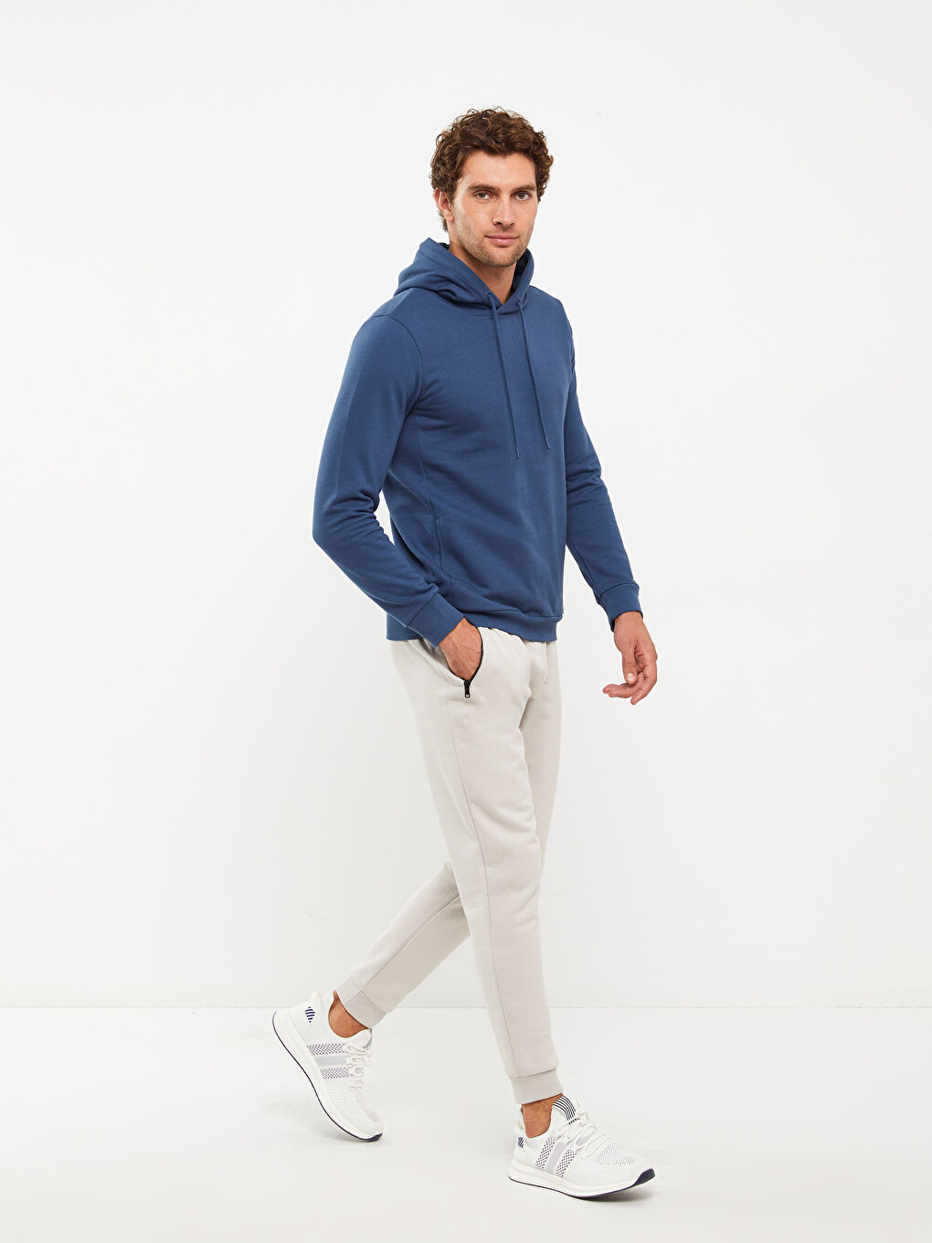 LCWAIKIKI Basic Lacivert Uzun Kollu Erkek Kalın Hoodie