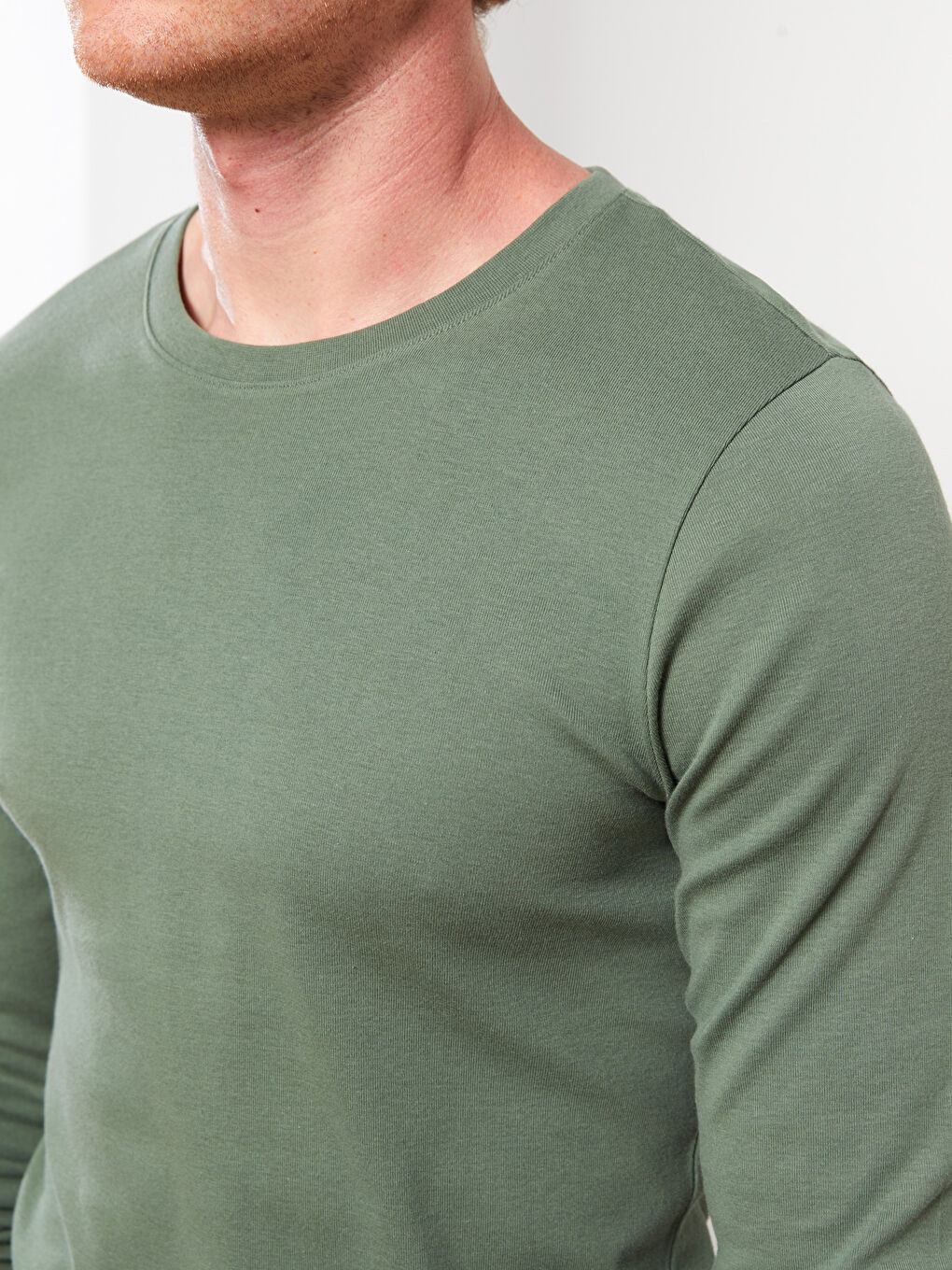 LCWAIKIKI Basic Crew Neck Long Sleeve Jersey Men's T-Shirt -W21909Z8-QA5