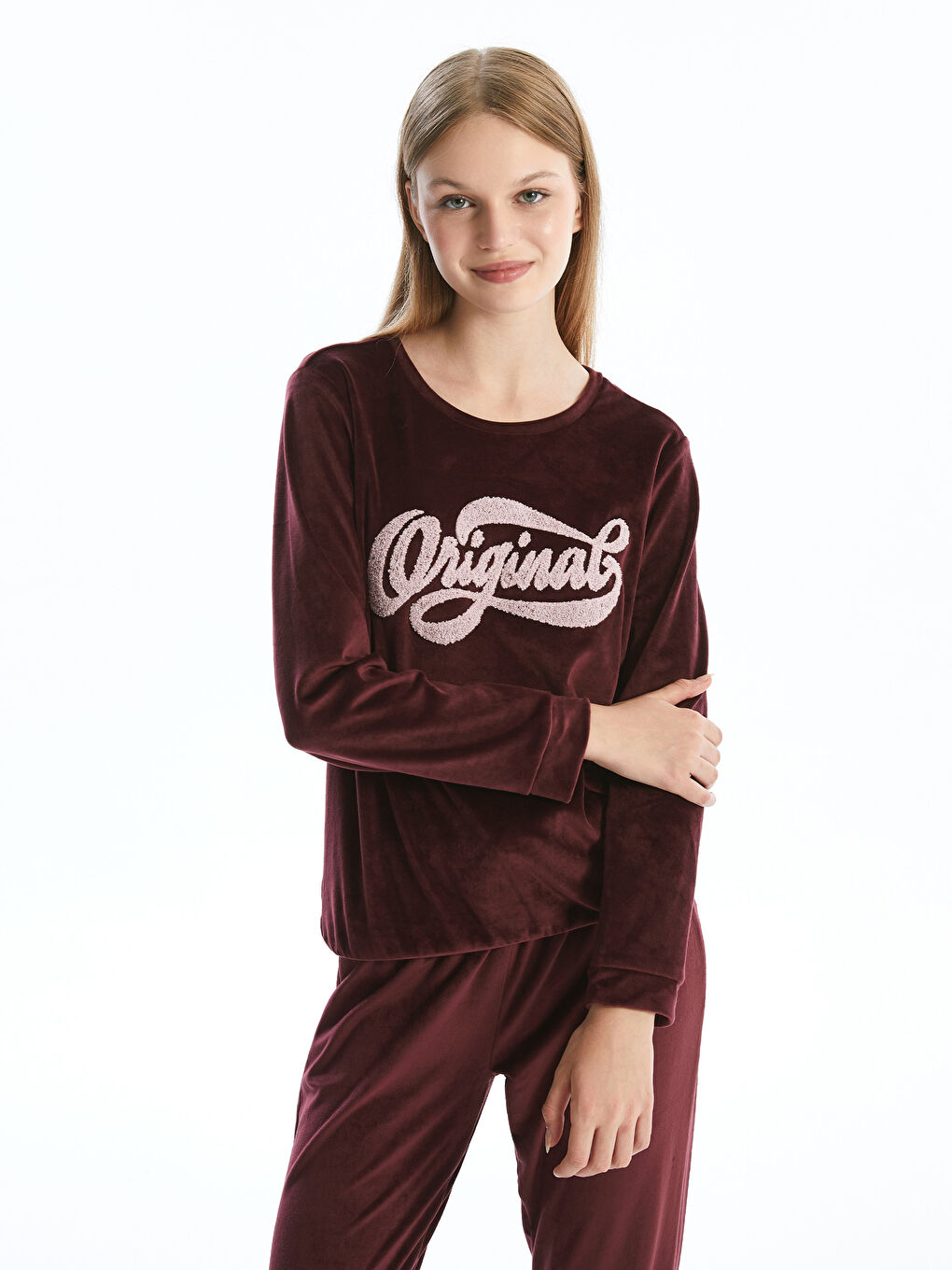 Mürdüm Bisiklet Yaka Nakışlı Uzun Kollu Kadın Pijama Takımı