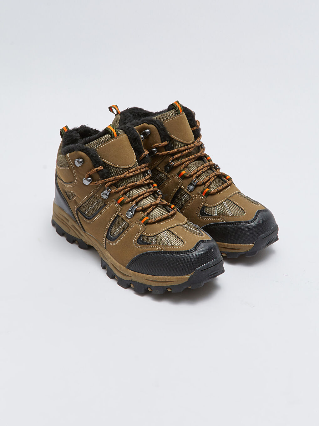 Мужские треккинговые ботинки на шнуровке
