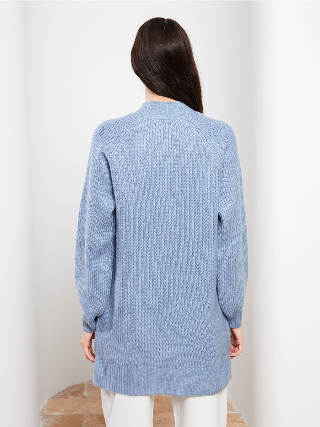 Mavi Yarım Balıkçı Yaka Düz Uzun Kollu Kadın Tunik-3