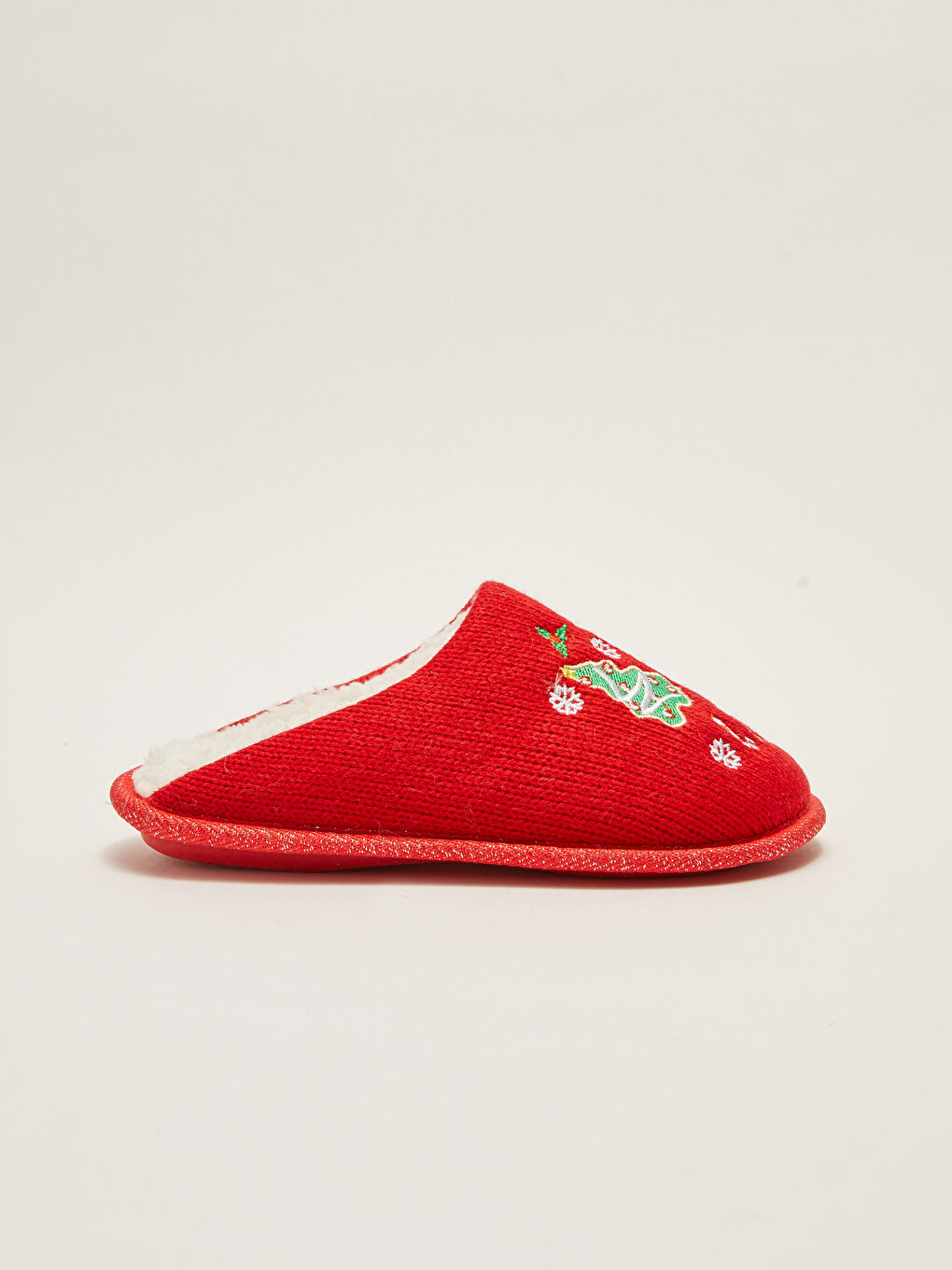 LCW STEPS Chaussons de maison fermés brodés pour garçon -W22026Z4-CRT