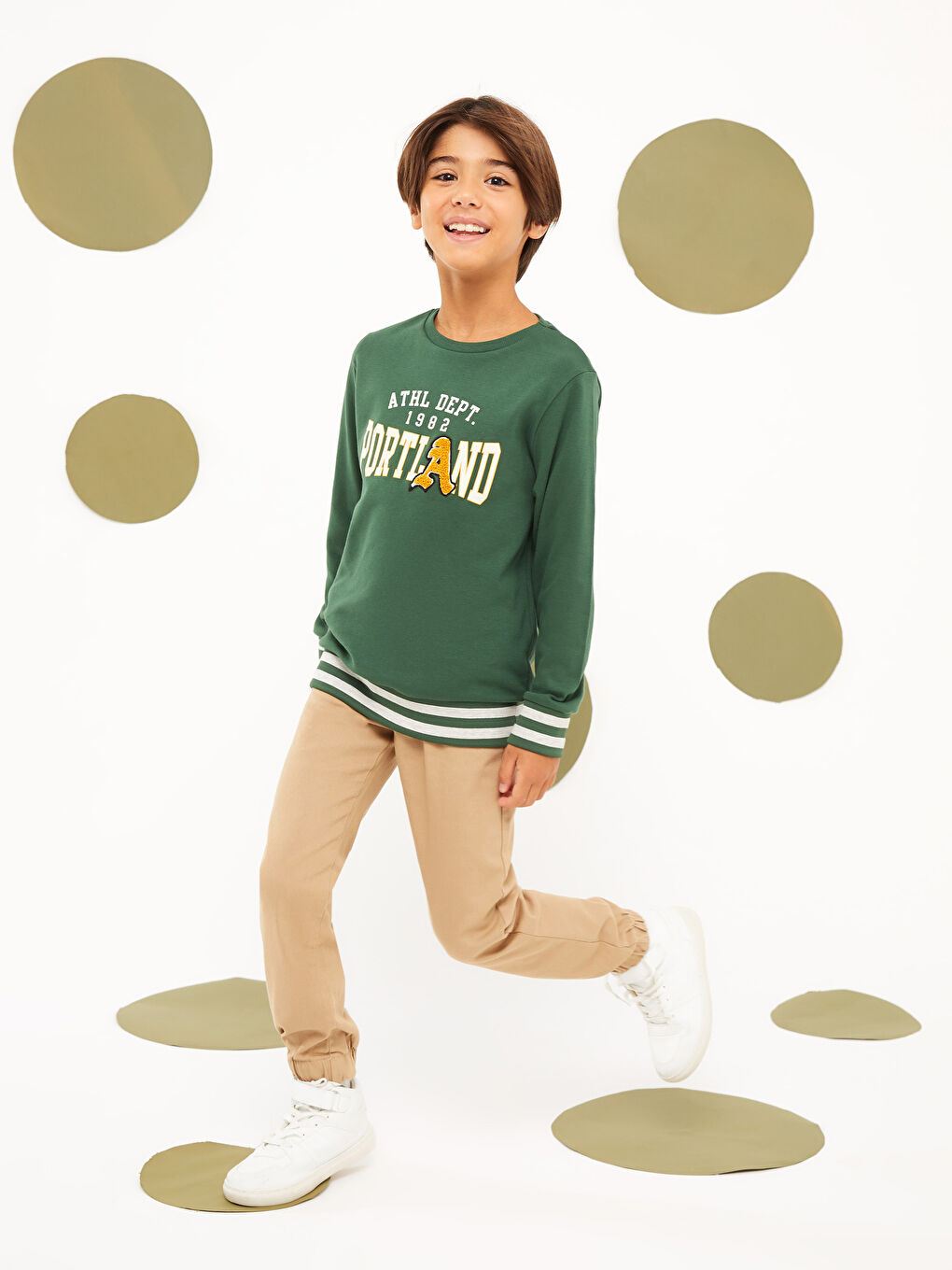 Crew Neck Printed Long Sleeve Boys' Sweatshirt-1