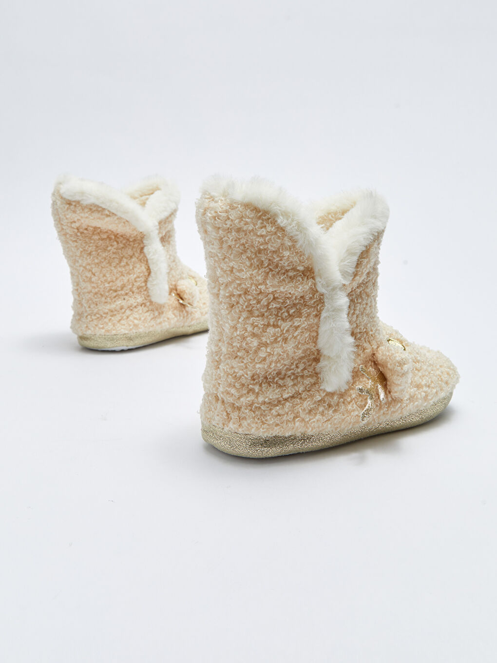 LCW STEPS Embroidered Detail Plush Girls' Home Boot -W22320Z4-SEP