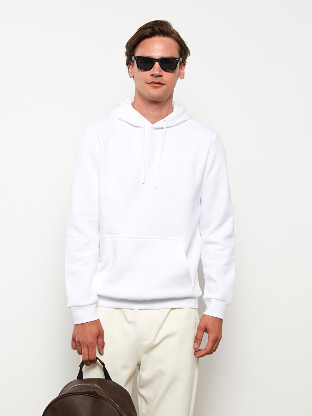 LCWAIKIKI Classic Uzun Kollu Baskılı Erkek Kalın Hoodie -W22338Z8-Q6K