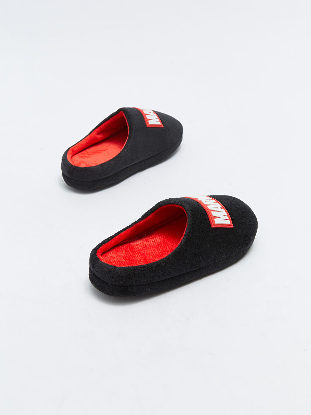 LCW STEPS Marvel Licensed Patched Boy's Indoor Slippers -W22369Z4-HUC