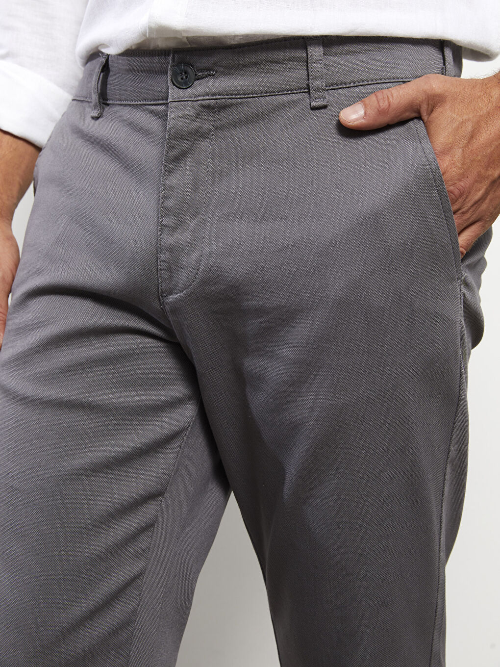 Gri Standart Kalıp Armürlü Erkek Pantolon-4