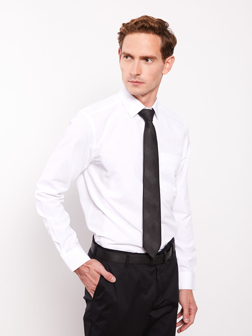 Beyaz Regular Fit Uzun Kollu Erkek Poplin Gömlek