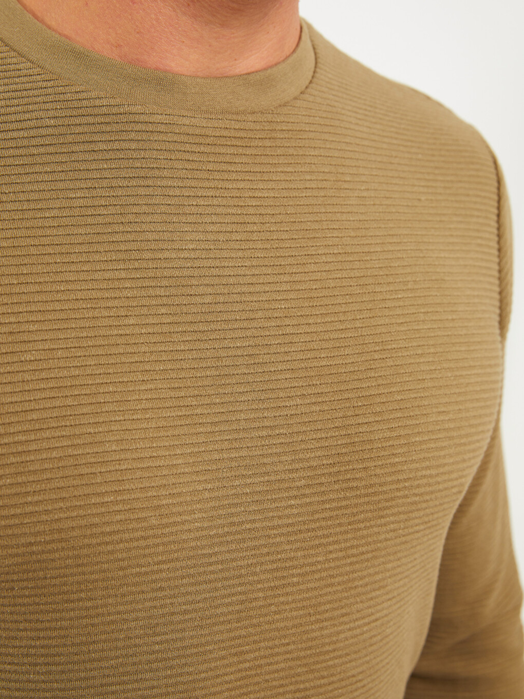 Haki Bisiklet Yaka Uzun Kollu Erkek Sweatshirt-3