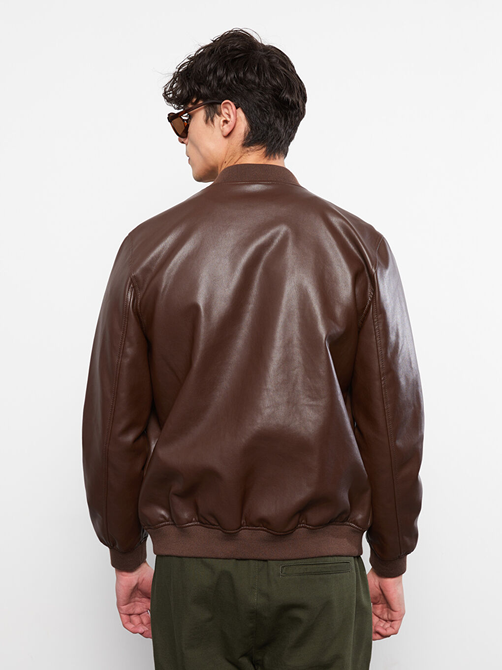 Kahverengi Standart Kalıp Kolej Yaka Erkek Deri Görünümlü Mont-5