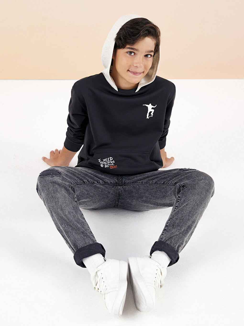 Cotton Ripped Detailed Boy Jean Trousers-1