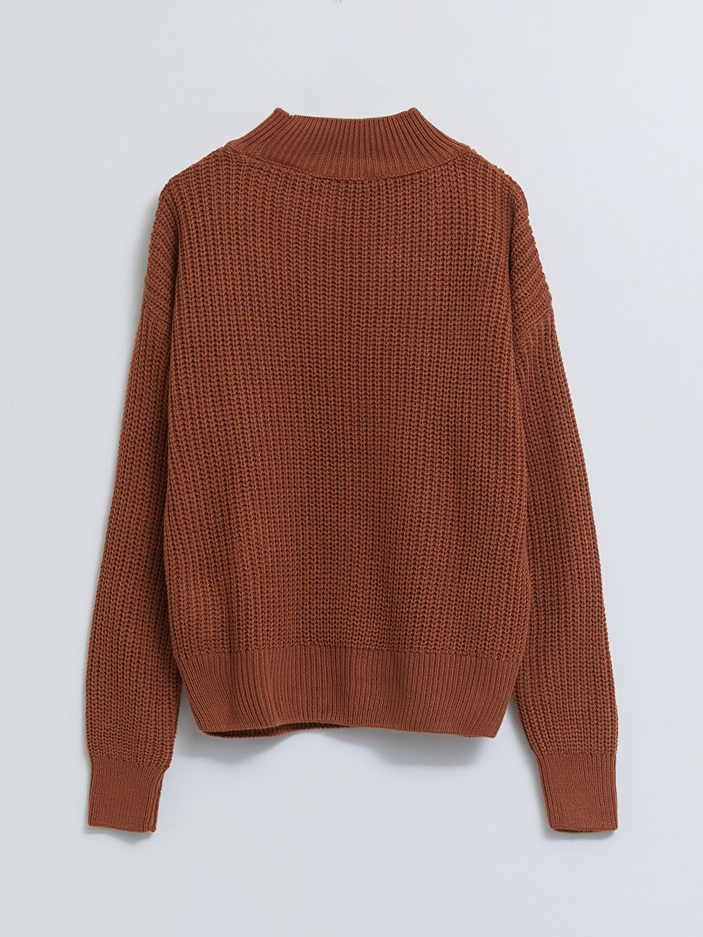 بلوفر تريكو حريمي بكم طويل بنصف ياقة مدورة ونقشة ذاتية-6