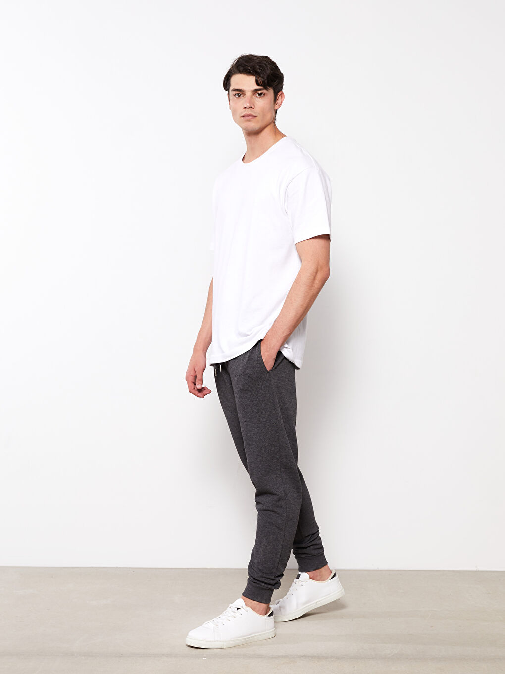 Antrasit Standart Kalıp Erkek Jogger Eşofman Altı-1