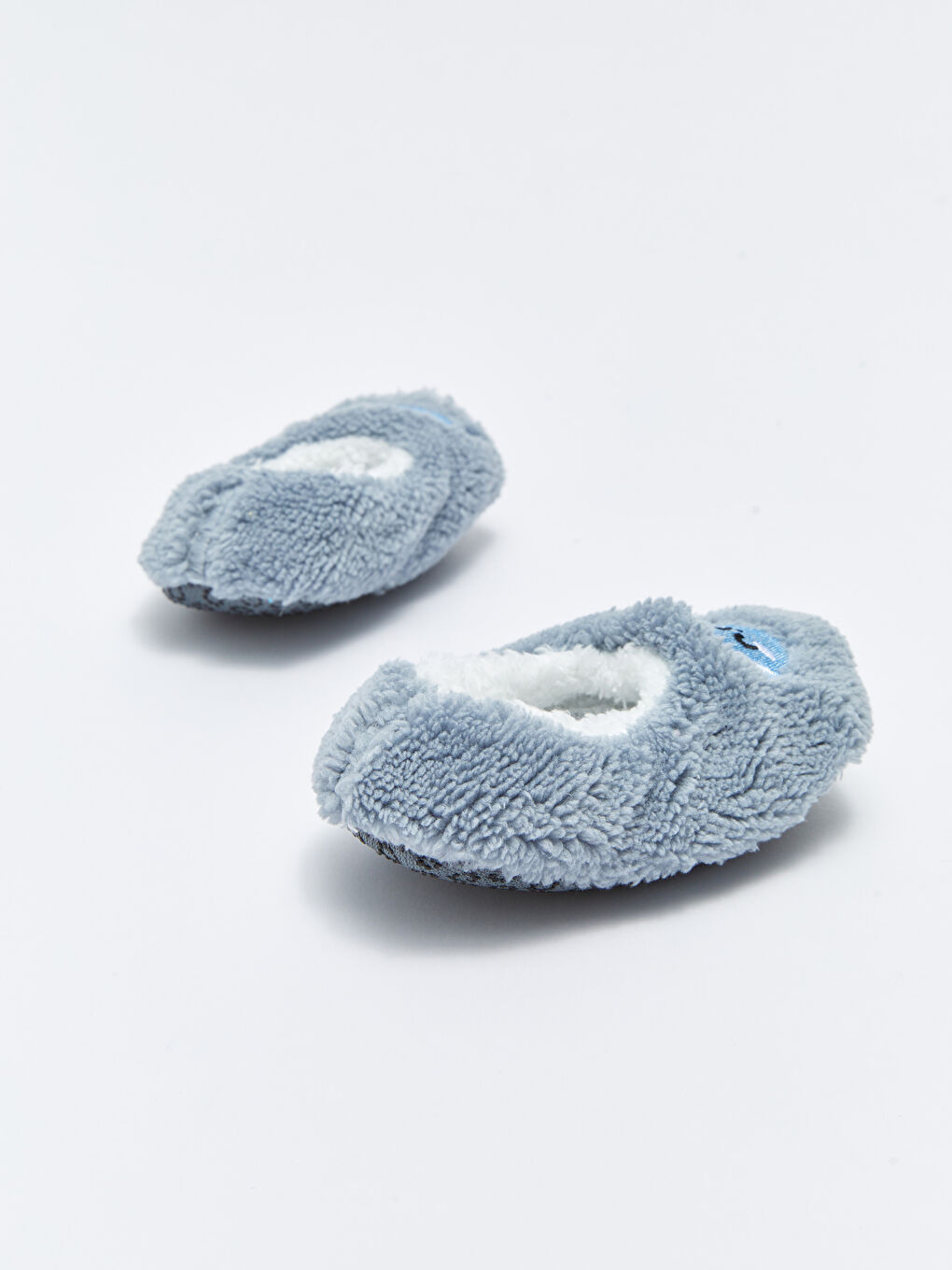 LCW STEPS Embroidered Plush Baby Boy House Slippers -W22481Z1-RTP