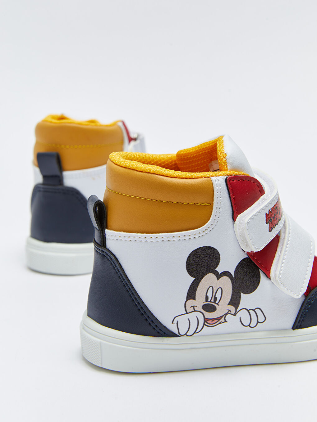 Beyaz Mickey Mouse Lisanslı Cırt Cırtlı Erkek Bebek Bot-4