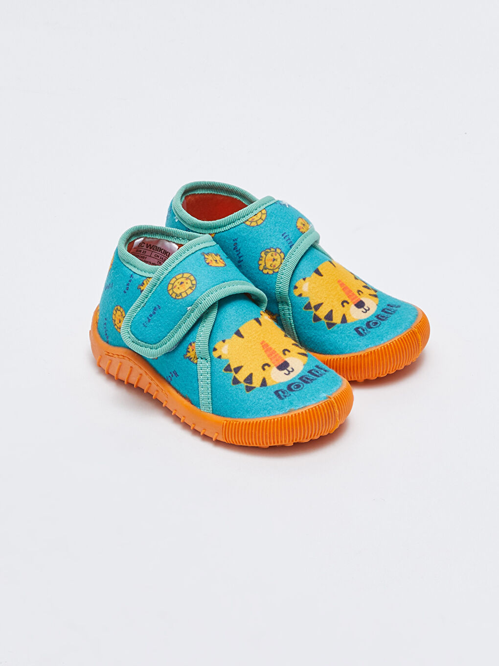 LCW STEPS Printed Velcro Baby Boys' Slipper Boots -W22516Z1-CSE