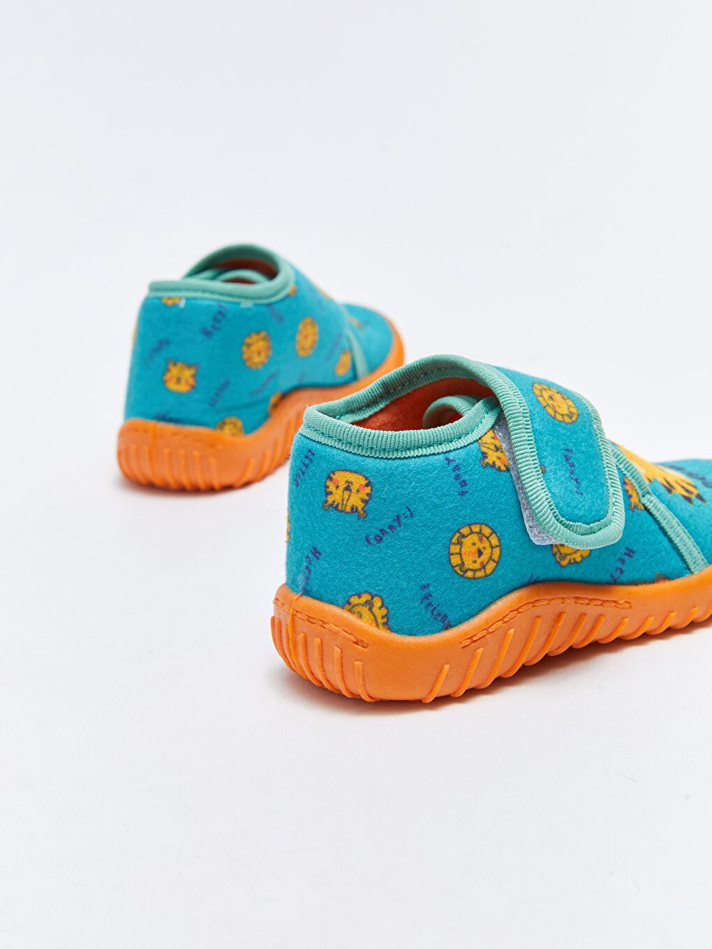 LCW STEPS Printed Velcro Baby Boys' Slipper Boots -W22516Z1-CSE