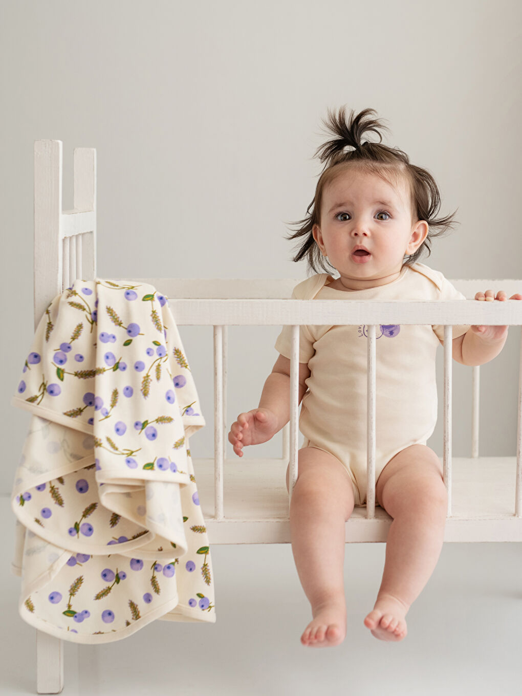 Ekru Baskılı Kız Bebek Battaniye