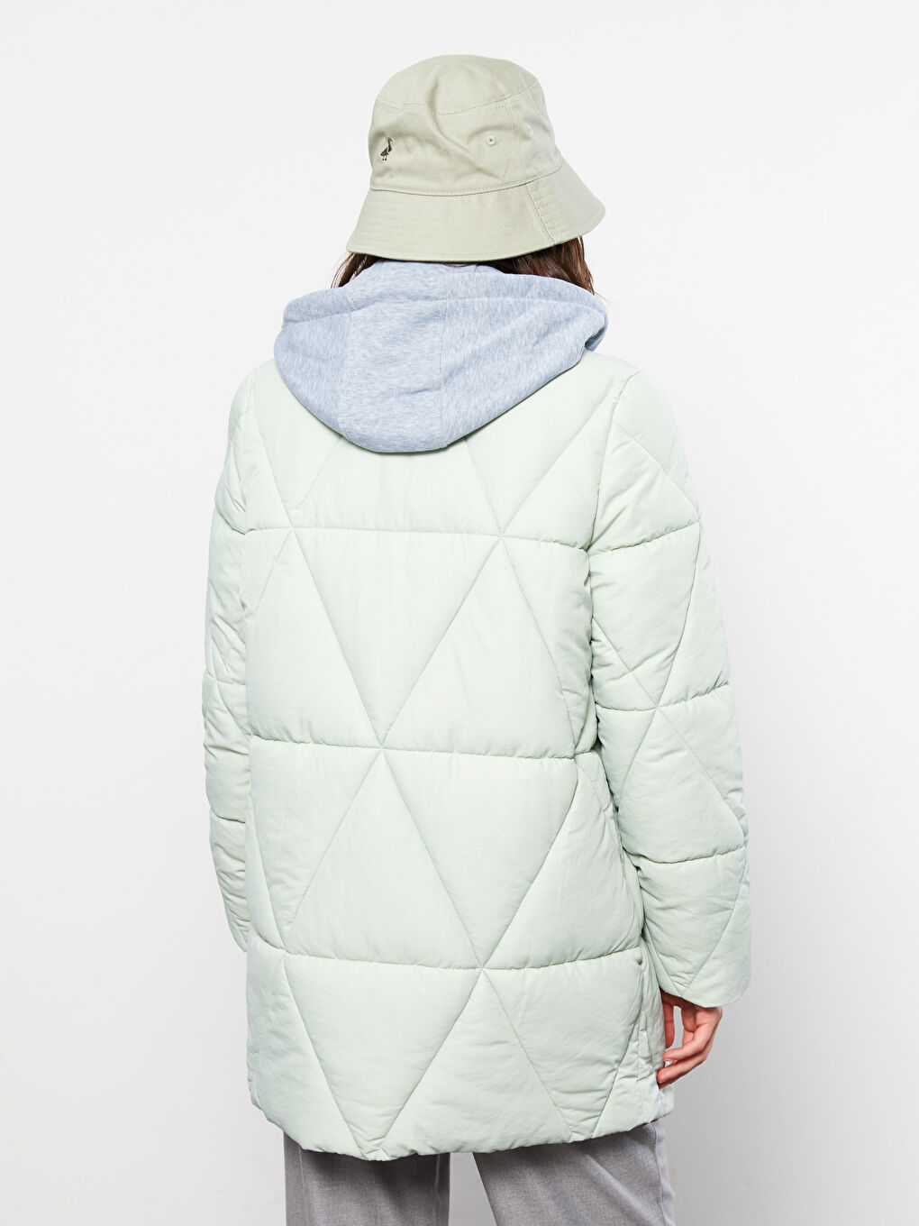 Geaca Matlasată Simplu cu Glugă pentru Femei-4