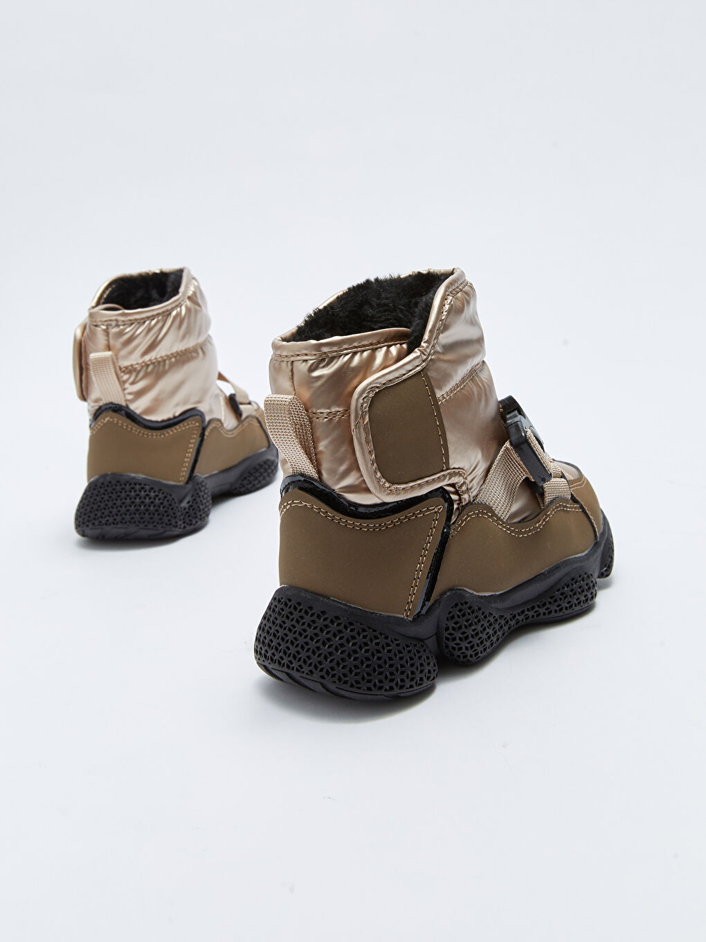 LCW STEPS Čizme za skijanje za devojčice sa pertlama -W22583Z4-GHW