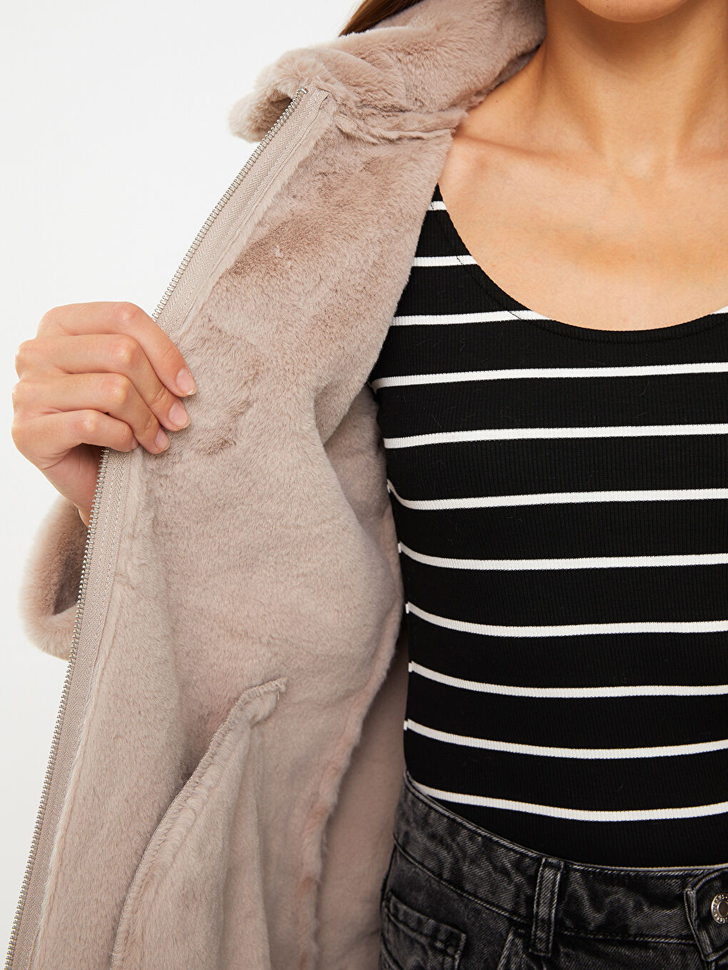 Palton din piele ecologică pentru femei cu glugă și mânecă lungă dreaptă-3