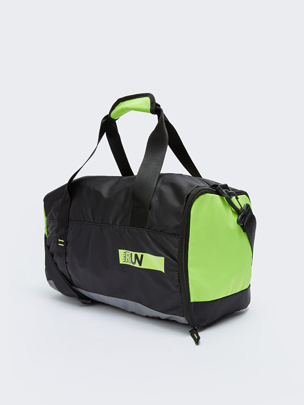 Siyah Renk Bloklu Erkek Çocuk Spor Çantası-3